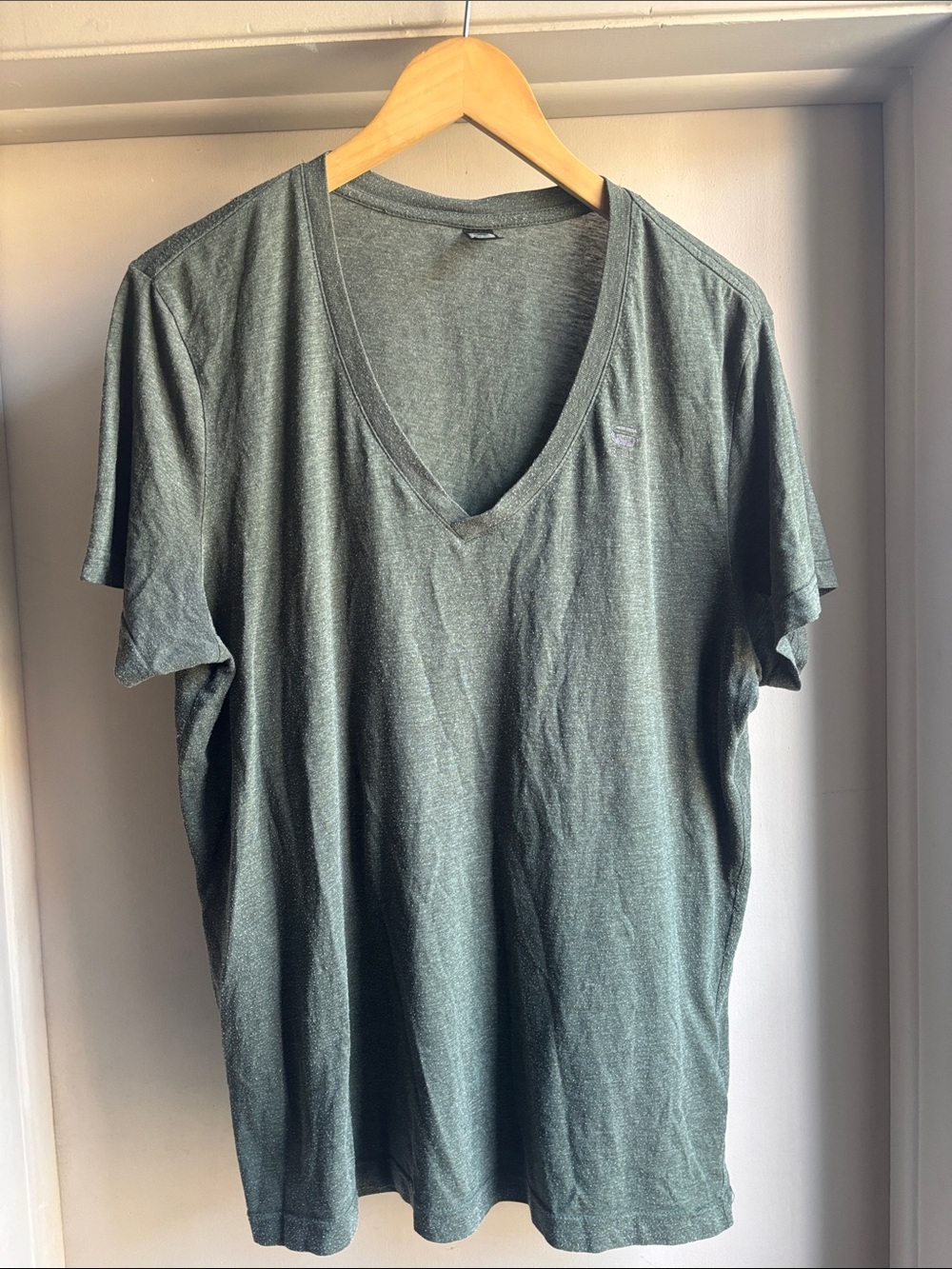 G Star V-Neck Men's T-Shirt in Olive Green